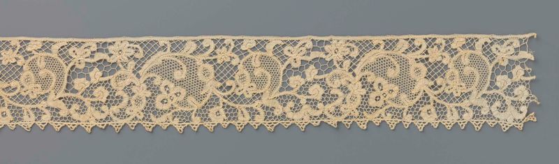 Textil de encaje con volutas de Unknown Artist