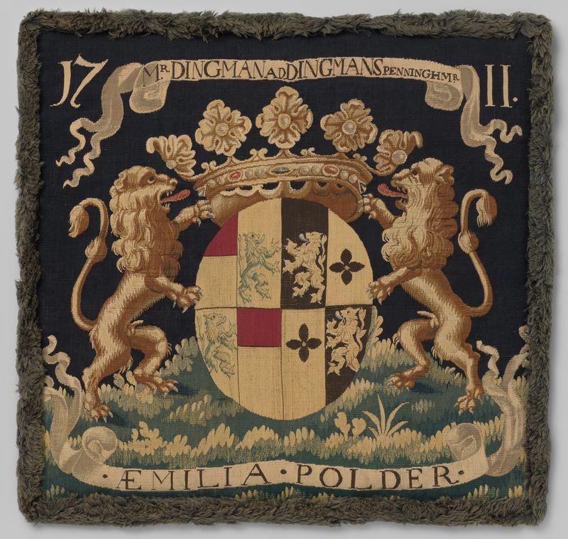 Tapiz de Christiaen van Eurck con un escudo de armas y follaje intrincado