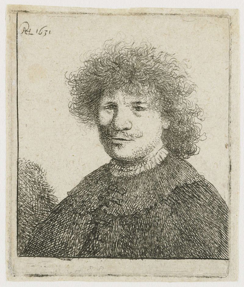 Auto-retrato em um manto de Rembrandt van Rijn, gravura, com olhos expressivos e profunda emoção.
