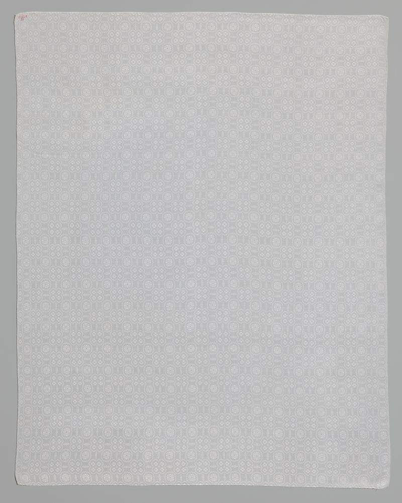 Naturaleza muerta de lino con pliegues y texturas intrincadas, medio lino, artista desconocido