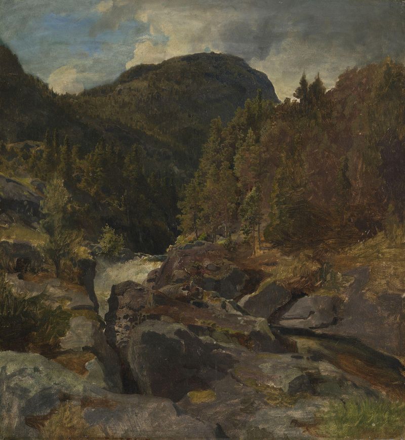Paisagem com Cachoeira de Hans Gude, pintura a óleo que retrata uma cachoeira serena e montanhas.